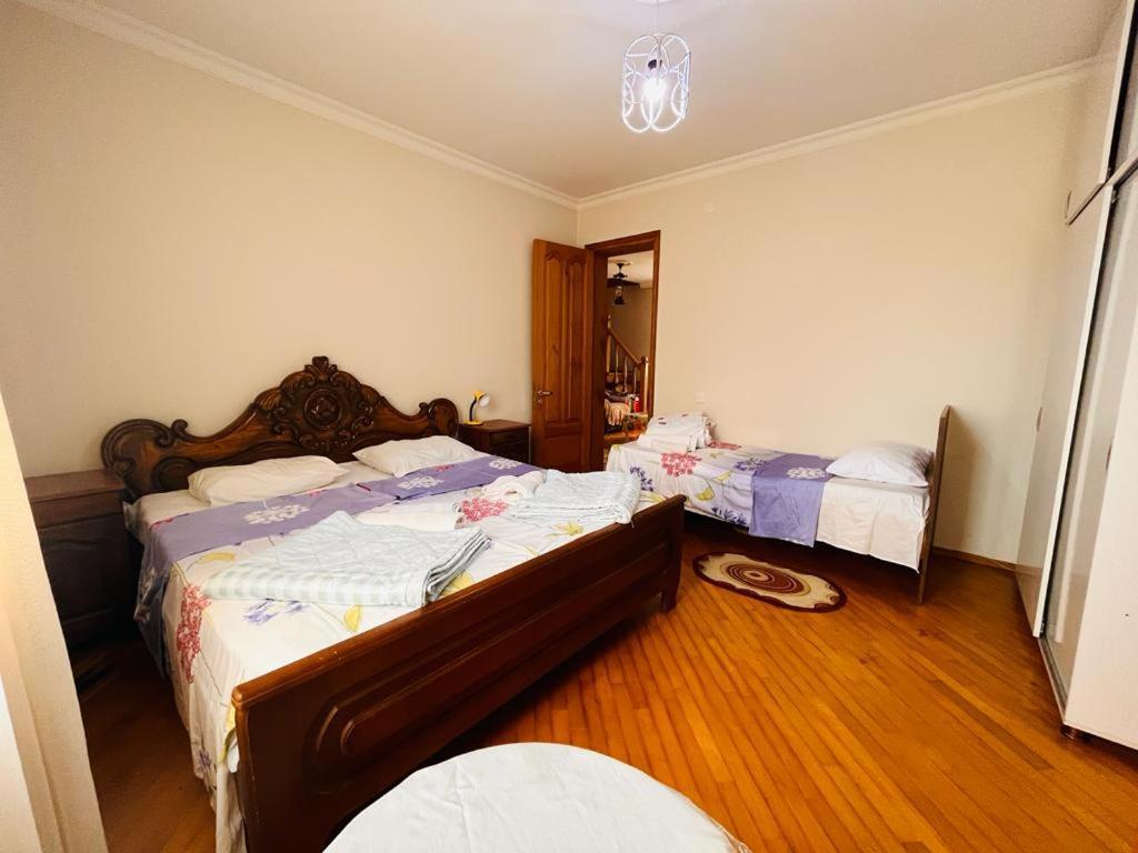 Dato'S Guesthouse Makhinjauri Eksteriør bilde