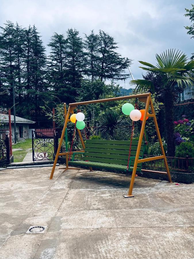 Dato'S Guesthouse Makhinjauri Eksteriør bilde