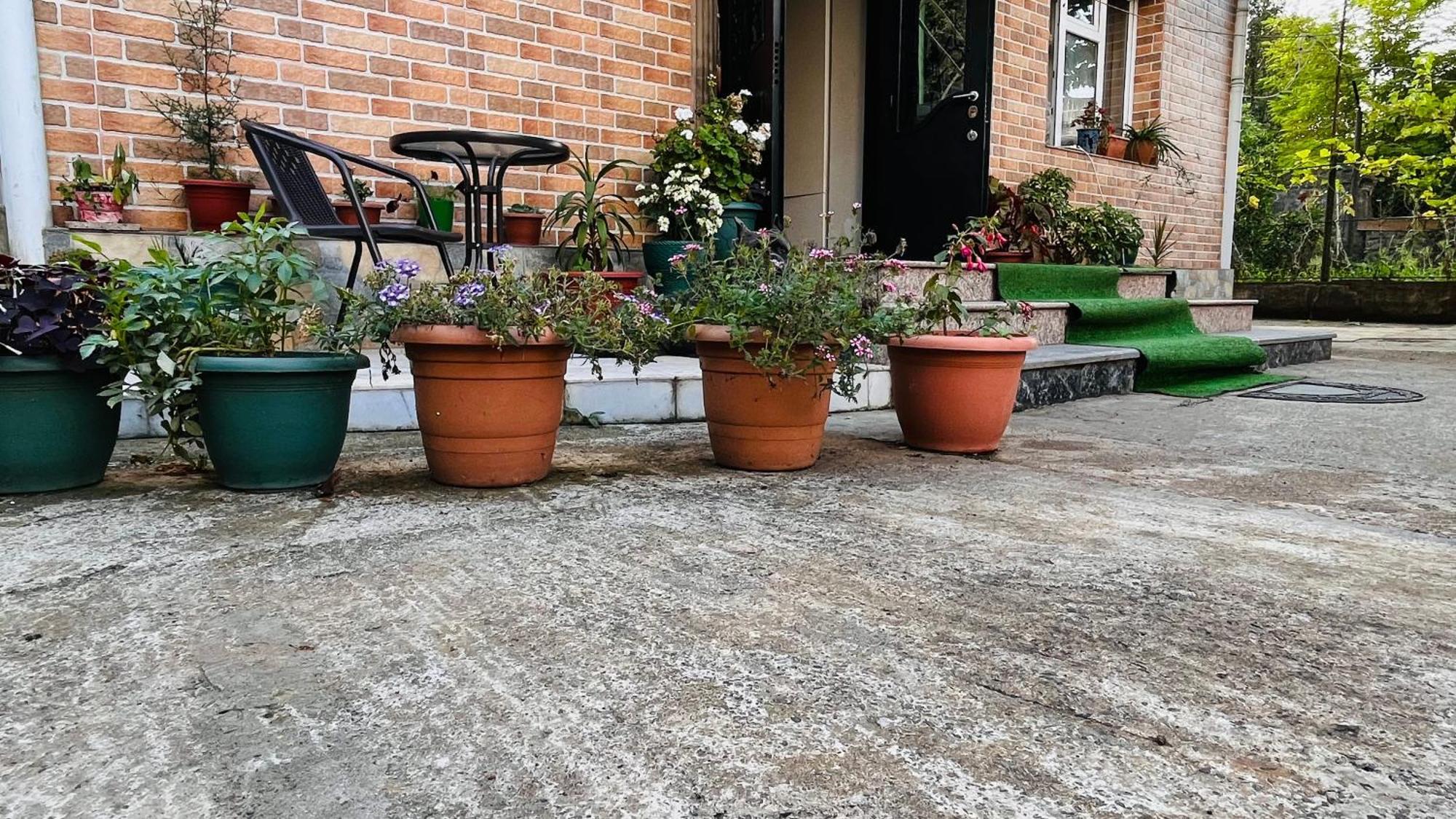 Dato'S Guesthouse Makhinjauri Eksteriør bilde