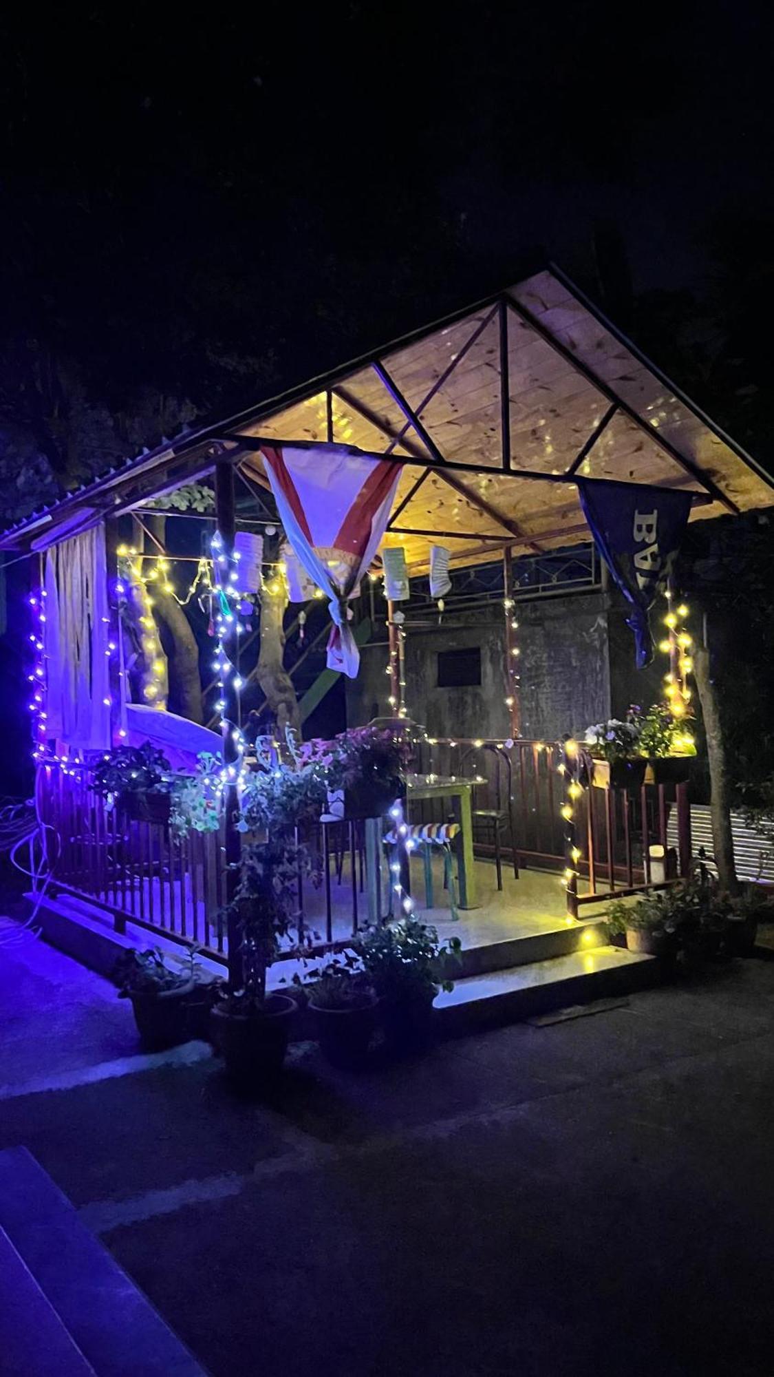 Dato'S Guesthouse Makhinjauri Eksteriør bilde